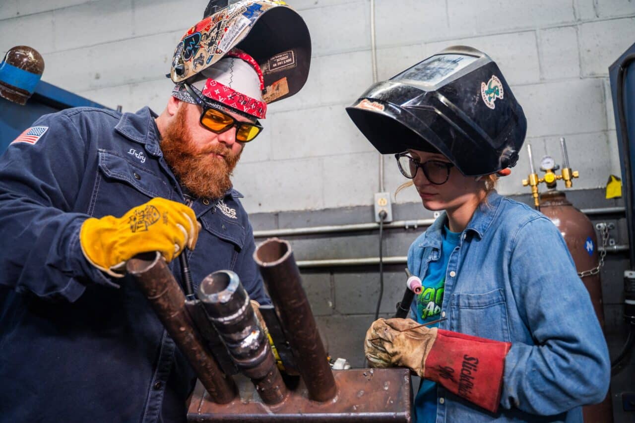 pipe welding done by professional welders
